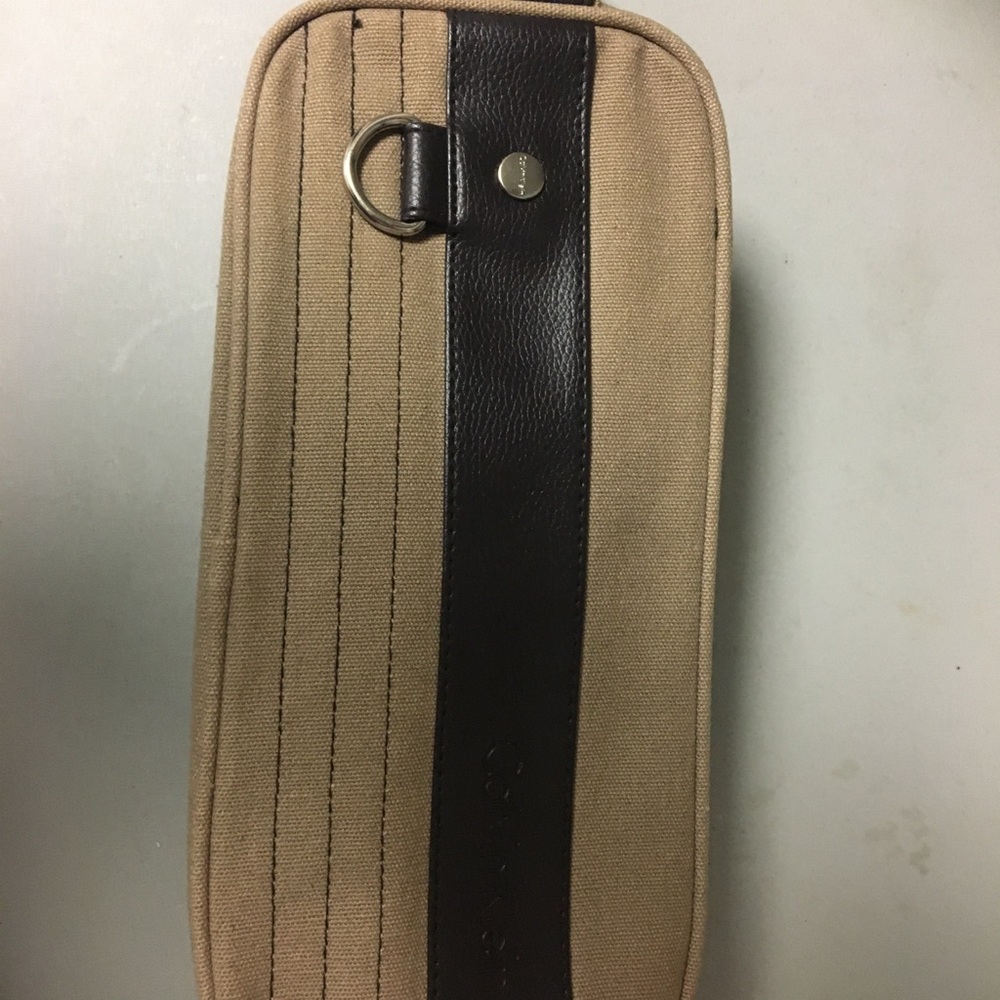 Calvin Klein Men’s toiletry bag